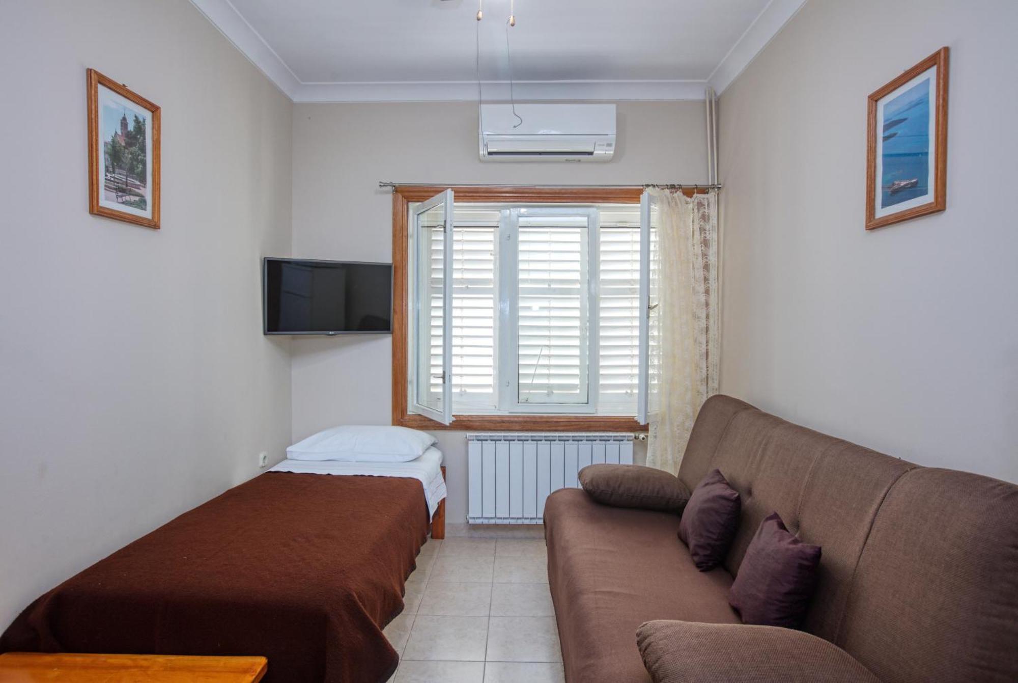 Apartments By The Sea Brodarica, Sibenik - 4194 Rom bilde